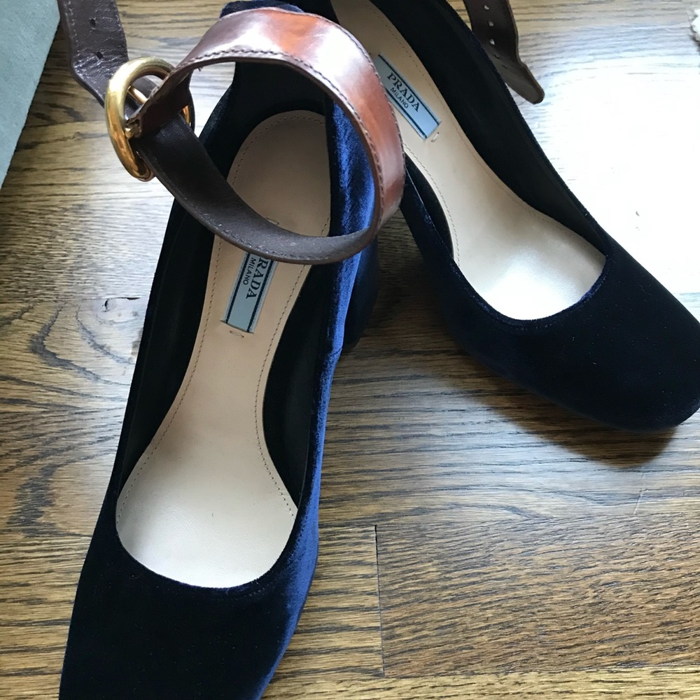 NWOT Prada Blue Velvet shoes
